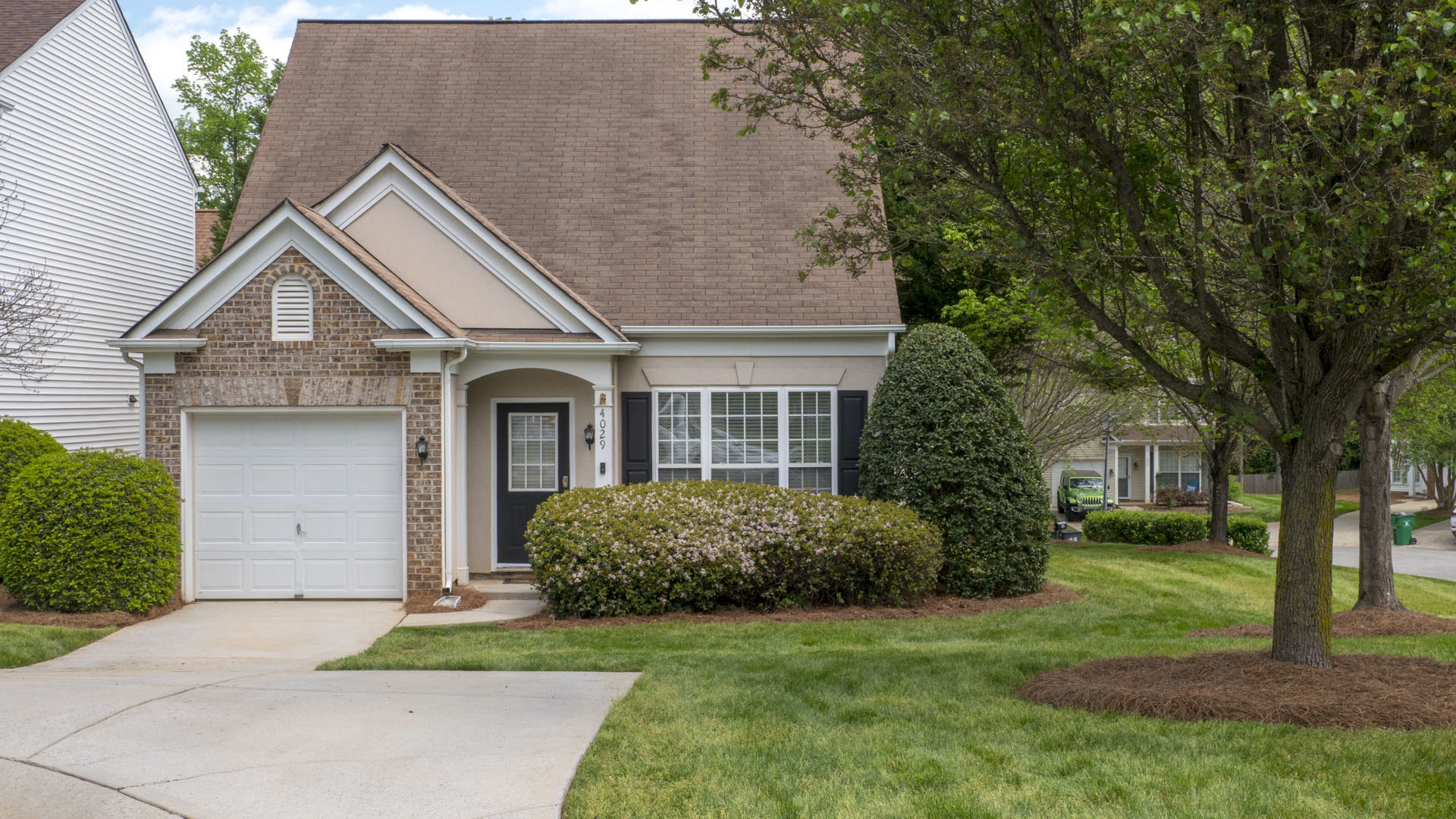 4029 Constable Ct Charlotte NC 28209 Daniel McKenna Keller Williams