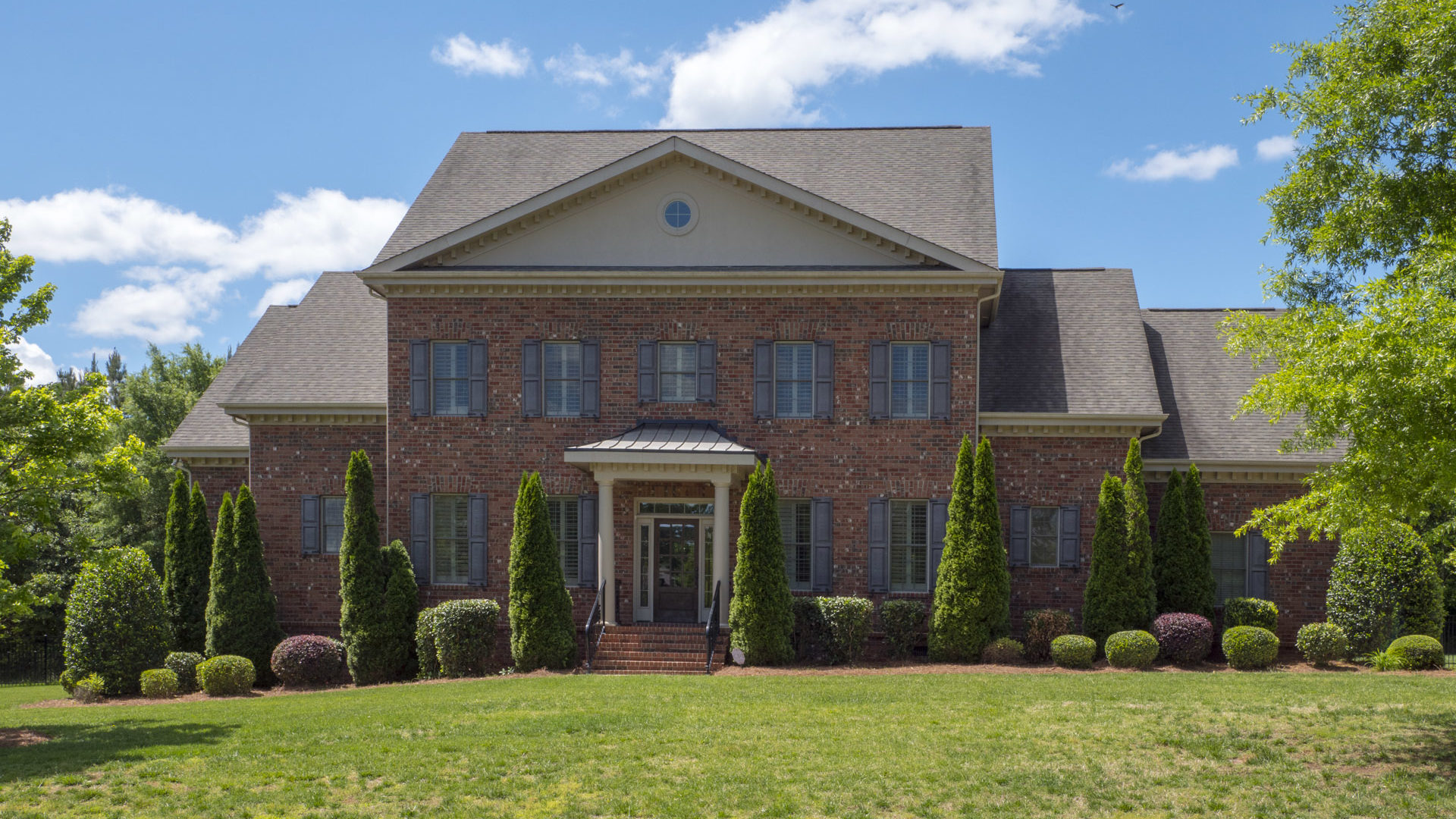 6002 Quintessa Dr Matthews NC 28104 Miranda Solomon Keller Williams Ballantyne