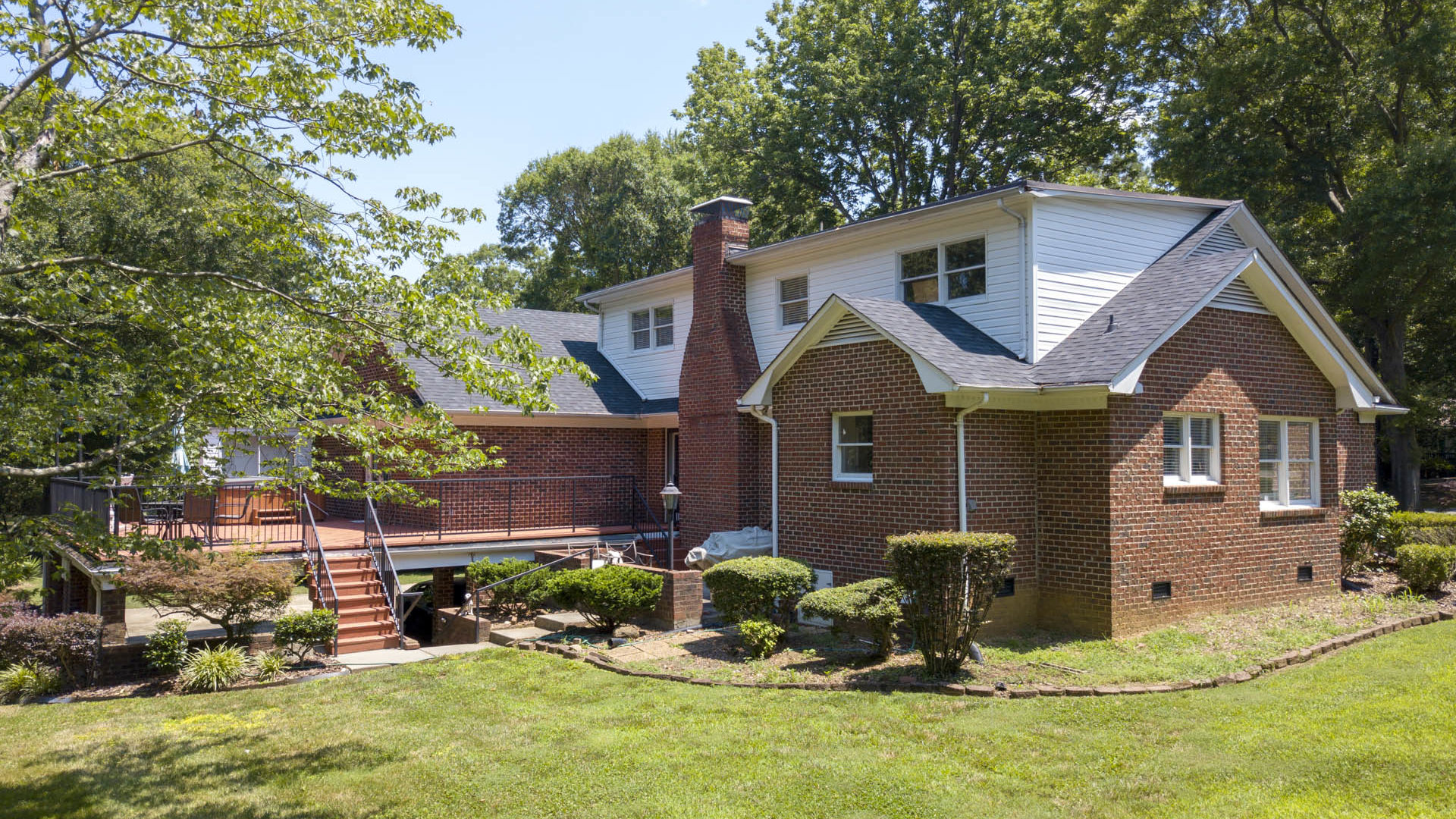 317 Pine Island Dr Charlotte NC 28214 Adam Barton Lake Norman