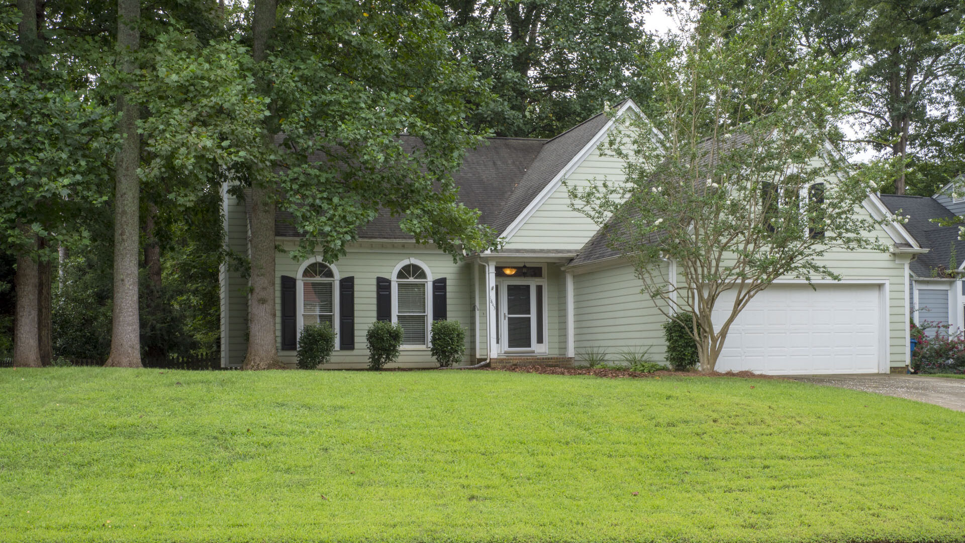 1843 Tanfield Dr Matthews NC 28105