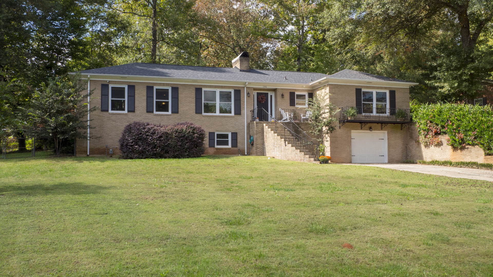 105 Kingsway Cir Charlotte NC 28214 Tony Karak Better Homes and